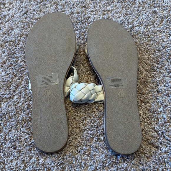 Never worn Cream A New Day Sandals - Size 11 - Picture 2 of 2